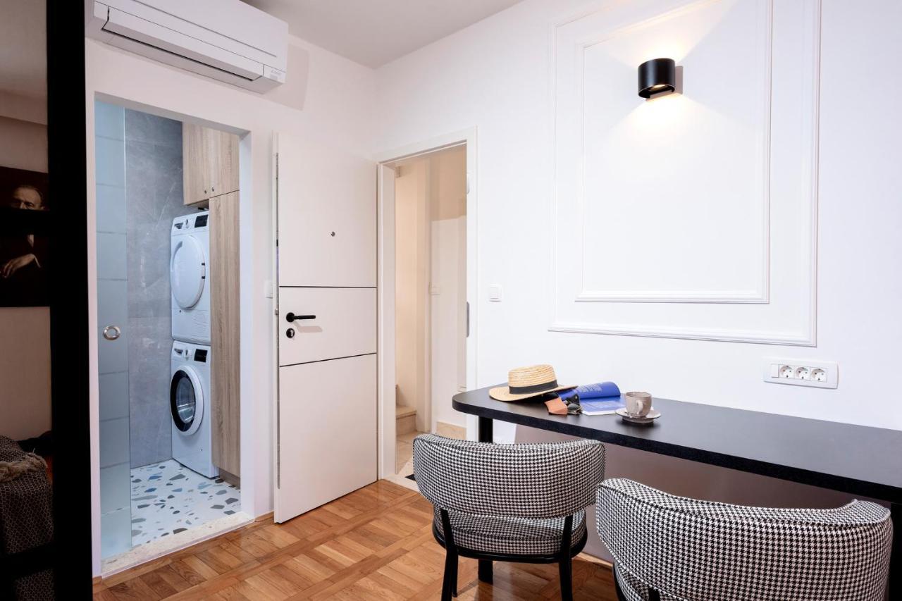 Fingerprint Central Apartment 5 Min From Center & Beach Hvar Town Exterior foto